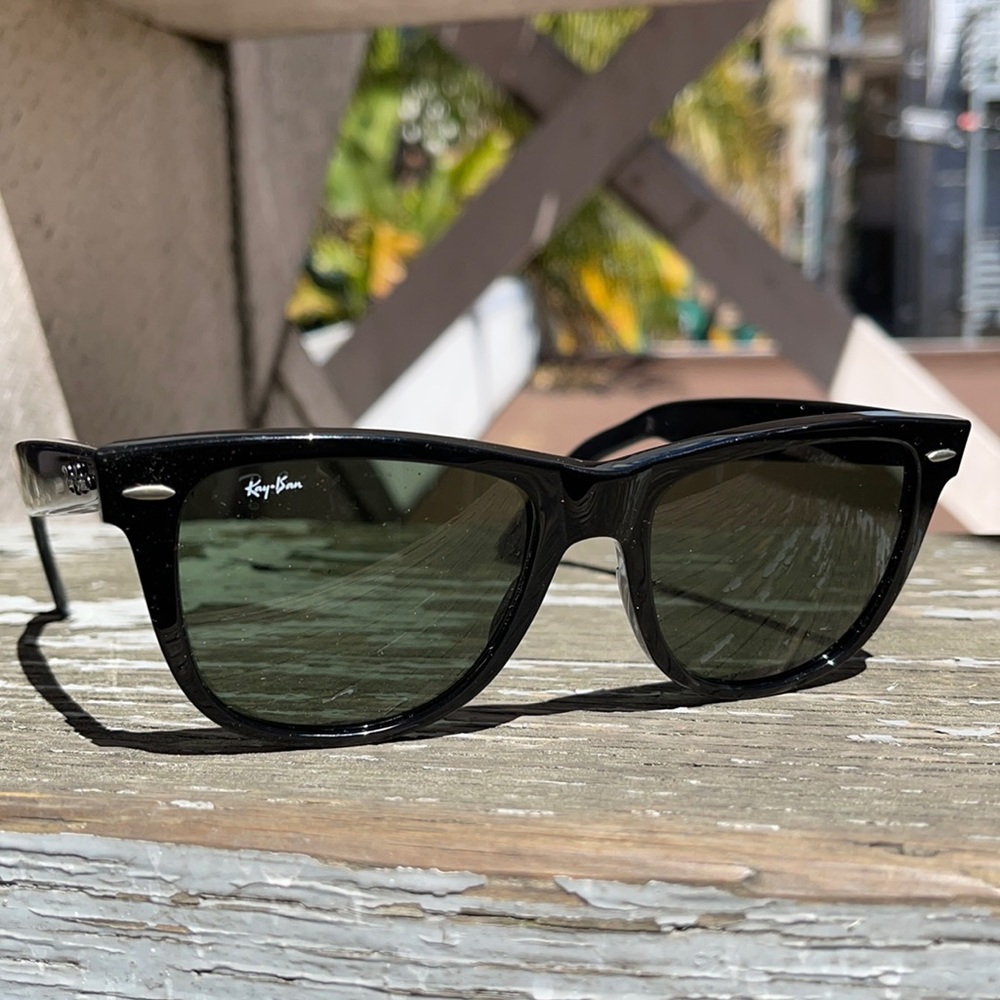 Ray-Ban Wayfarer Sunglasses